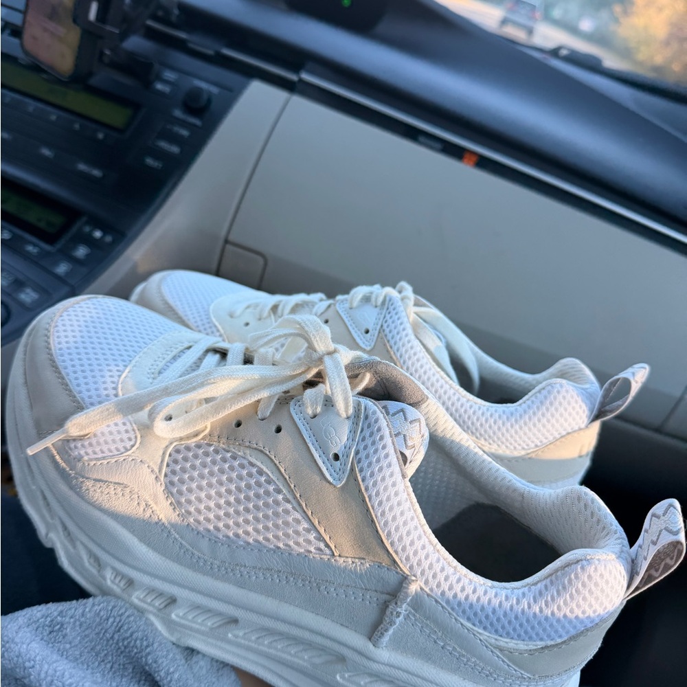 UGG Cream Women's Sneakers